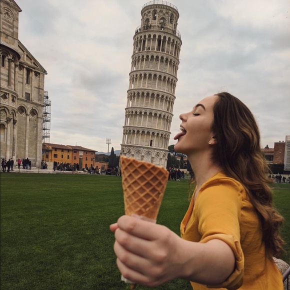 Meet your Posher, Emma - Picture 1 of 1